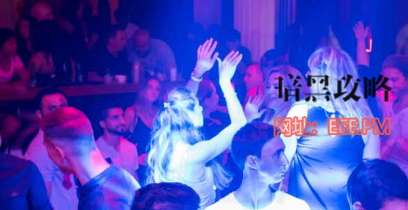 芭堤雅Discos的歐洲自由職業者